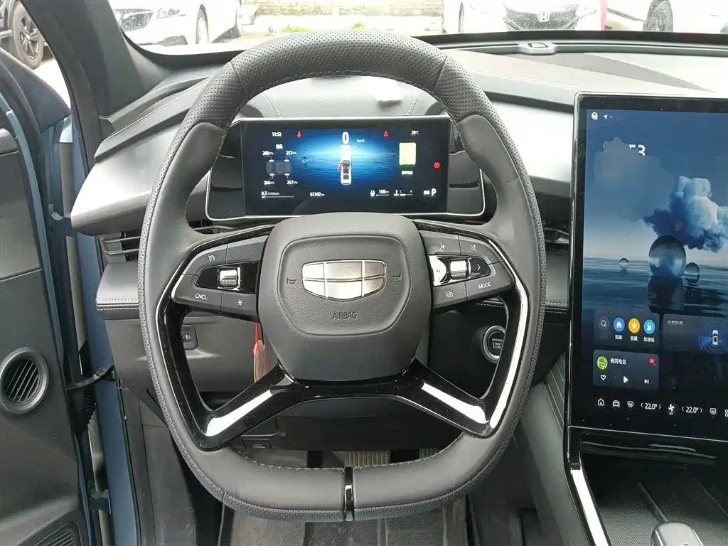 Geely Auto Geely Boyue COOL 1.5TD Smart Link+ 2023 - thumbnail 7