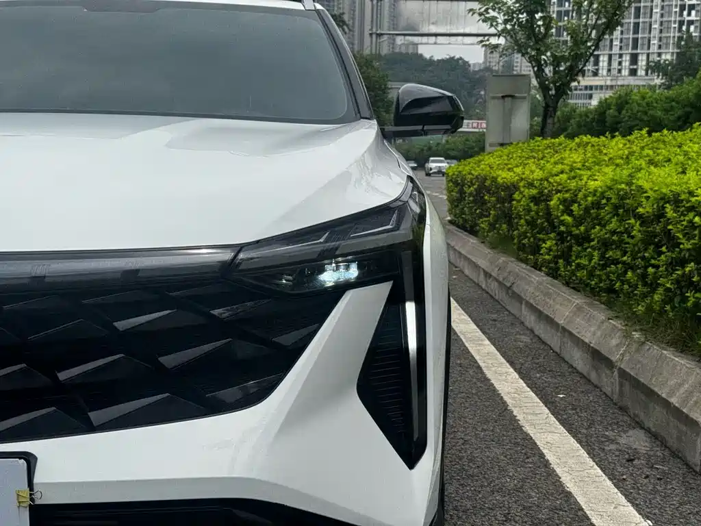 Geely Auto Geely Boyue COOL 1.5TD Smart Link+ 2024 - thumbnail 4