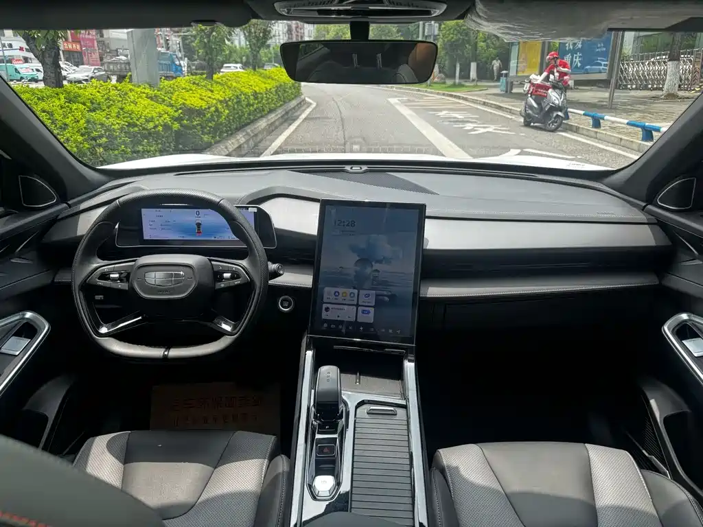 Geely Auto Geely Boyue COOL 1.5TD Smart Link+ 2024 - thumbnail 14