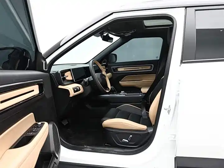 Geely Auto Geely ICON 2023 1.5TD Chocolate Ultimate Edition 2024 - thumbnail 4