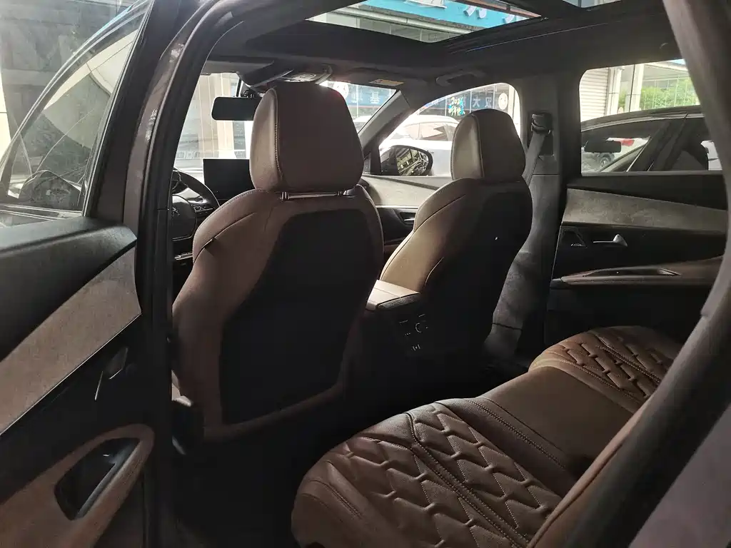 Peugeot Peugeot 5008 400THP Flagship GT 7-Seater 2021 - thumbnail 6