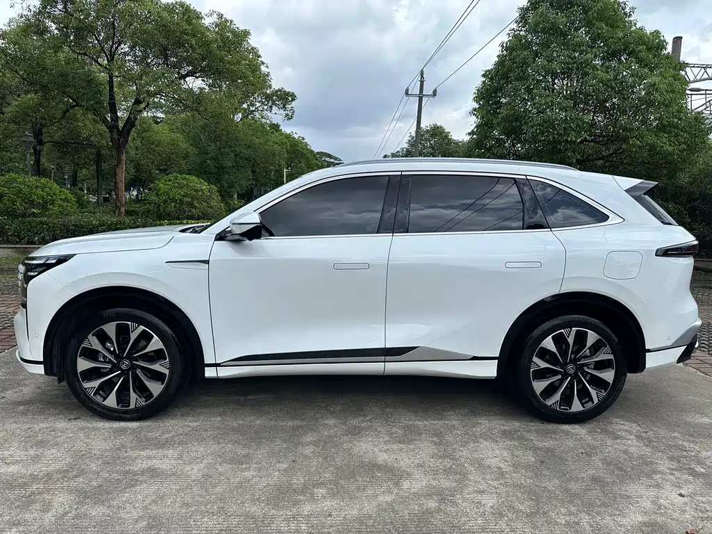 Changan Changan CS75 PLUS 2025 4th Generation Ultra 2.0T New Blue Whale Qingyun Edition 2025 - thumbnail 7