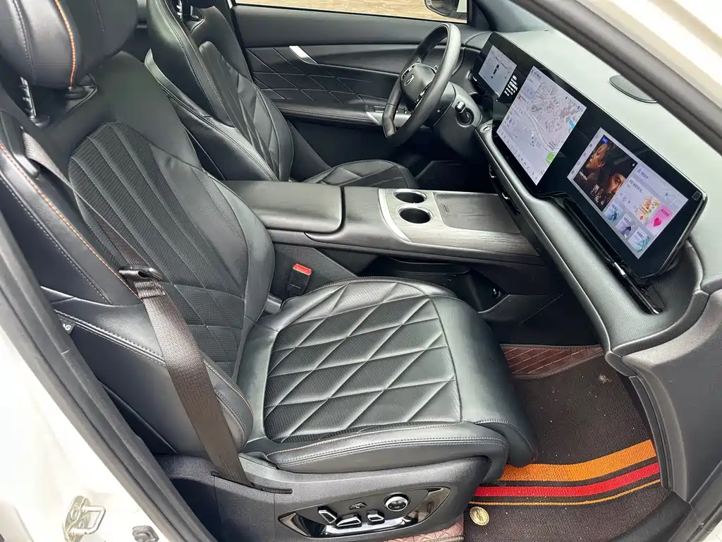 Changan Changan CS75 PLUS 2025 4th Generation Ultra 2.0T New Blue Whale Qingyun Edition 2025 - thumbnail 27