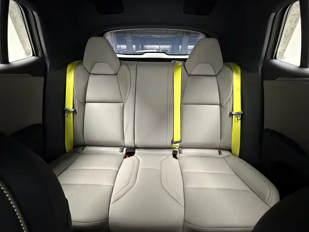 Lynk & Co Lynk & Co 06 2026 Relive 1.5T Ultra 2026 - thumbnail 14