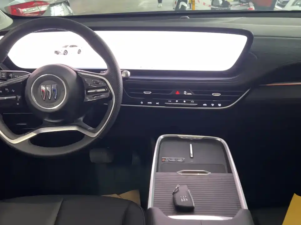 Buick Buick LaCrosse 2025 28T Platinum Edition 2025 - thumbnail 9