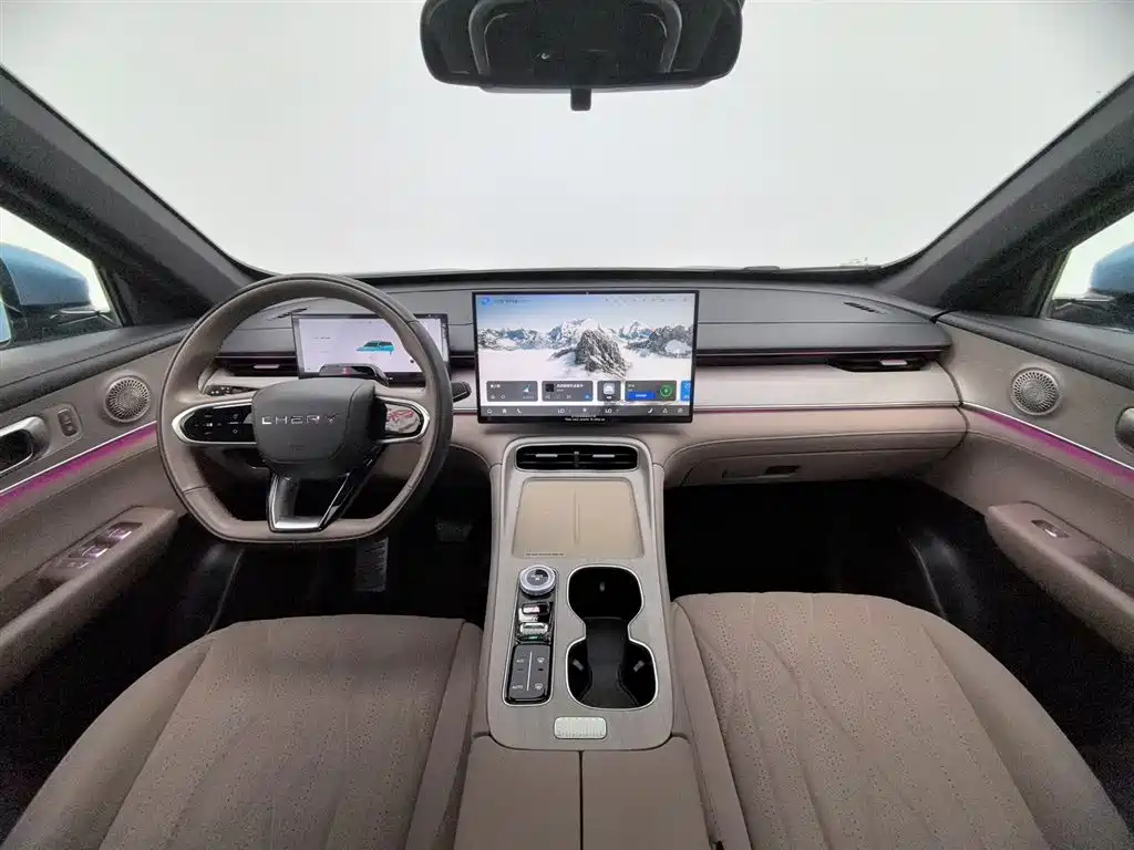Chery Tiggo 8 PLUS C-DM 2024 - thumbnail 5