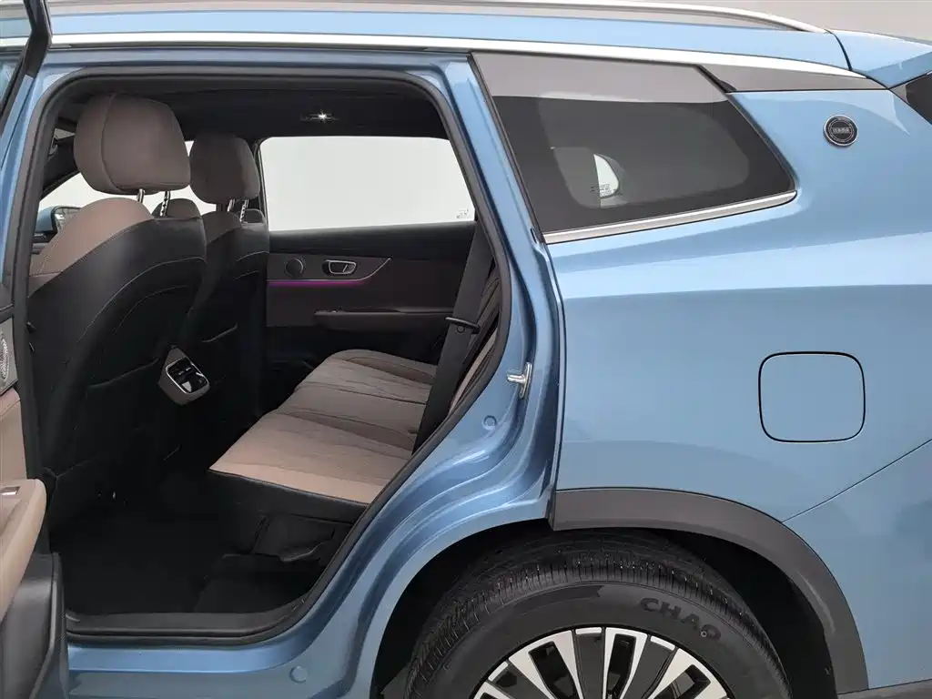 Chery Tiggo 8 PLUS C-DM 2024 - thumbnail 15