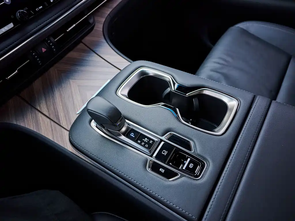 Lexus Lexus LM 2023 500h 6-Seater Prestige Edition 2024 - thumbnail 14