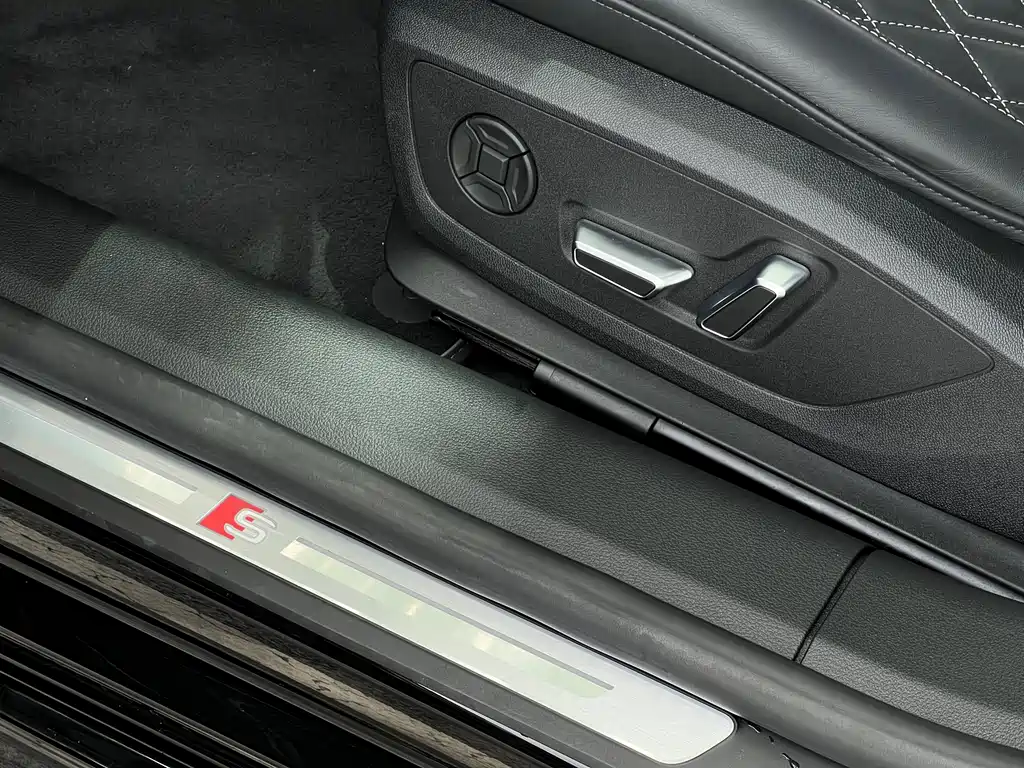 Audi Audi A7 2024 55 TFSI quattro Prestige 2024 - thumbnail 23