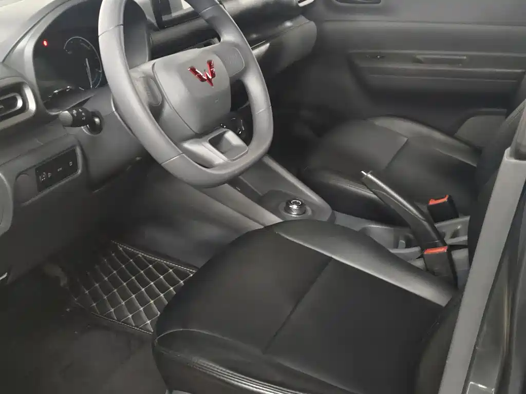 Wuling Motors Wuling Hongguang EV 2024 Pure Electric 300km Standard 2024 - thumbnail 4