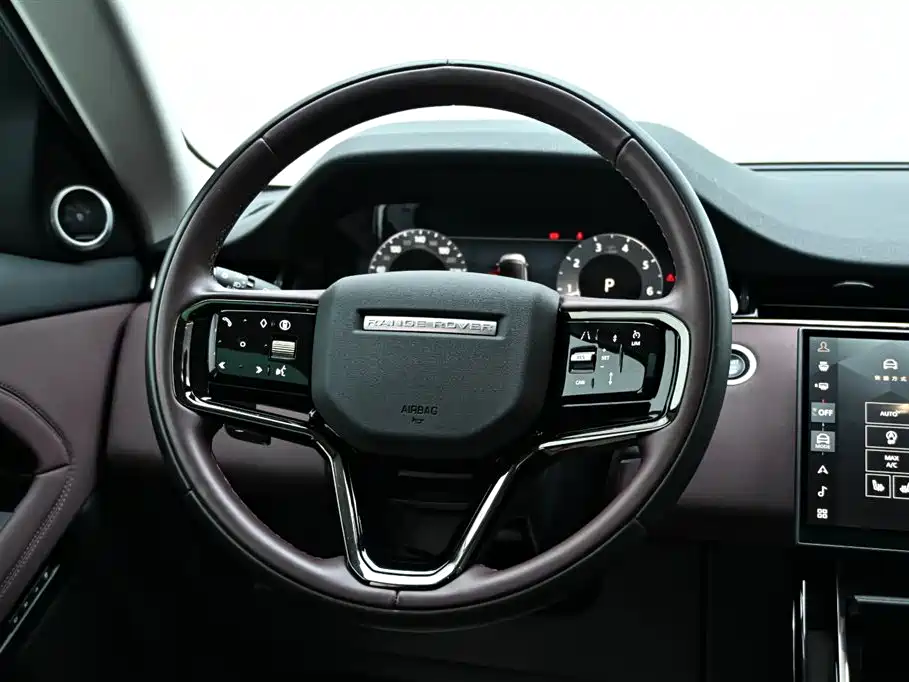 Land Rover Range Rover Evoque L 2024 SE 2025 - thumbnail 16