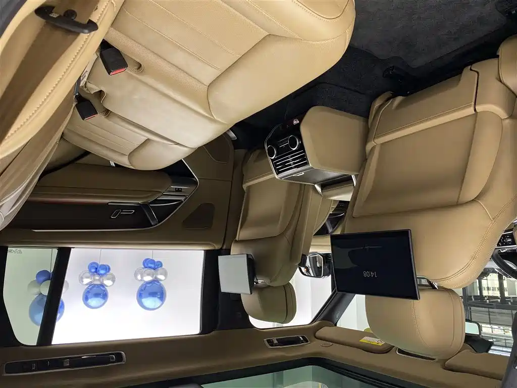 Land Rover Range Rover 2024 3.0 L6 400PS Autobiography LWB 2024 - thumbnail 7