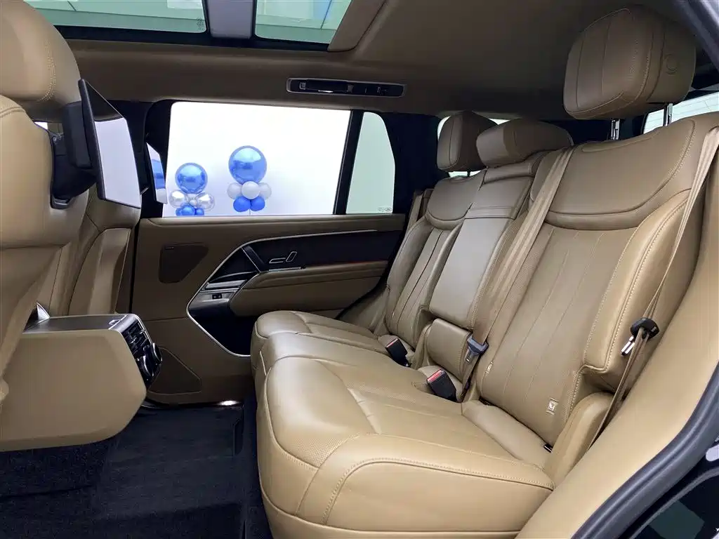 Land Rover Range Rover 2024 3.0 L6 400PS Autobiography LWB 2024 - thumbnail 8