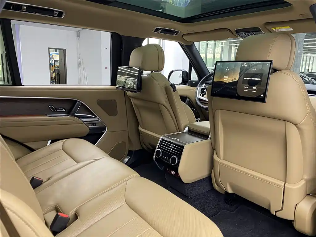 Land Rover Range Rover 2024 3.0 L6 400PS Autobiography LWB 2024 - thumbnail 11