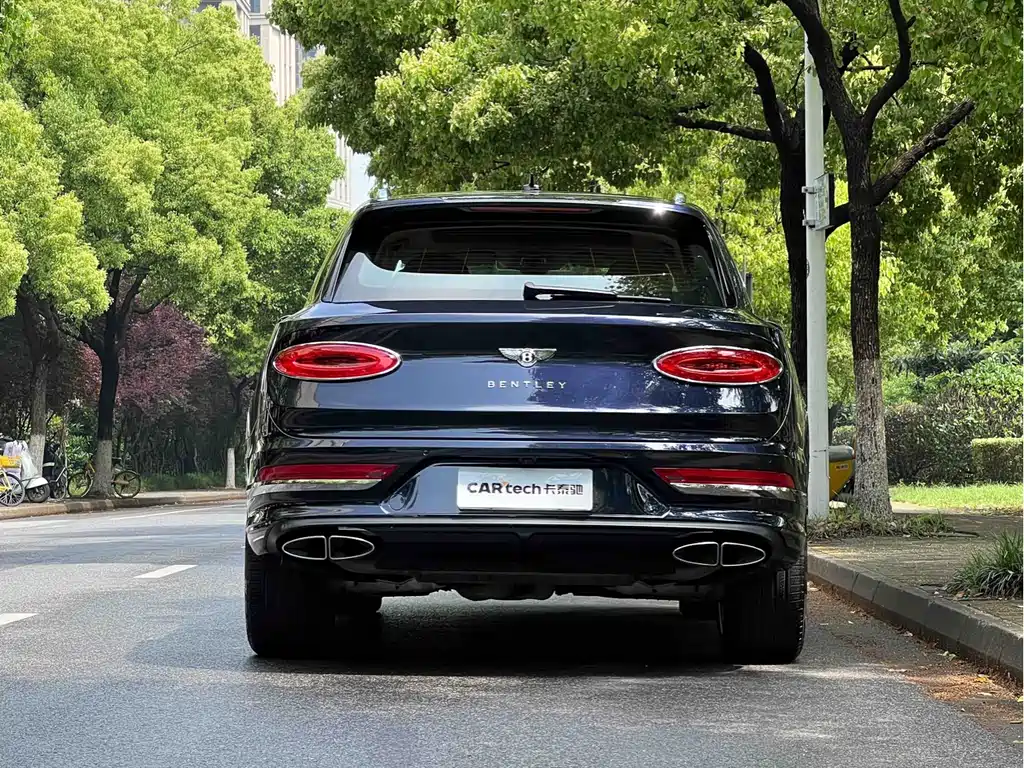 Bentley Bentayga 2024 4.0T V8 2024 - thumbnail 4