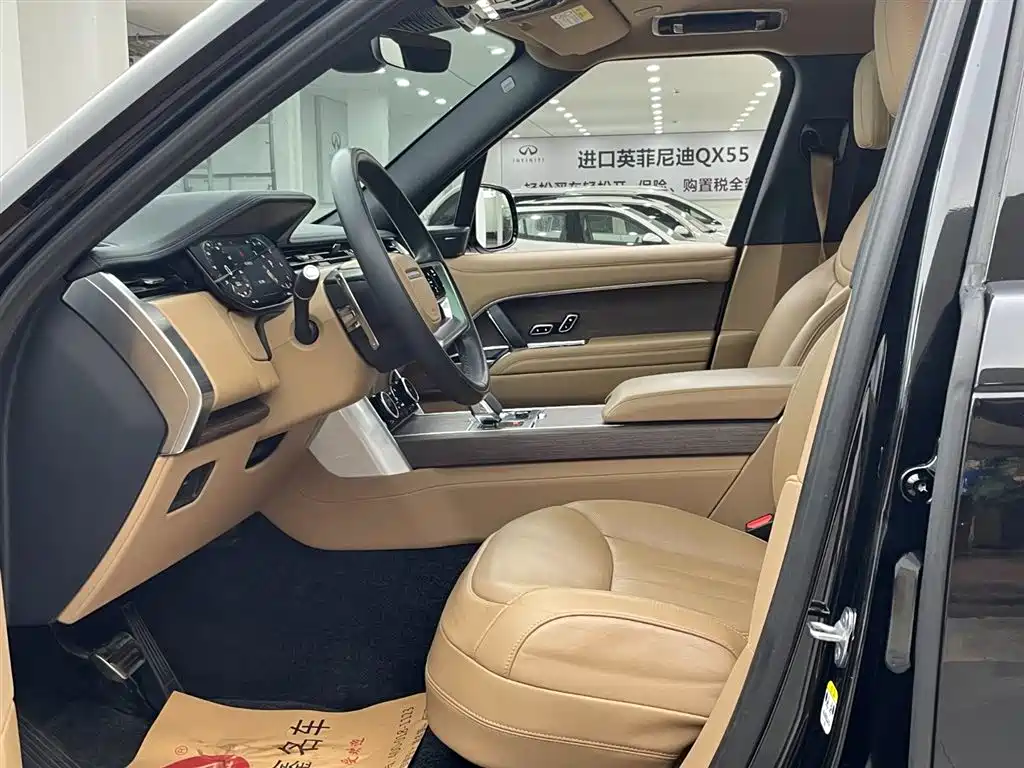 Land Rover Range Rover 2023 Facelift 3.0 L6 400PS Vogue LWB 2024 - thumbnail 15