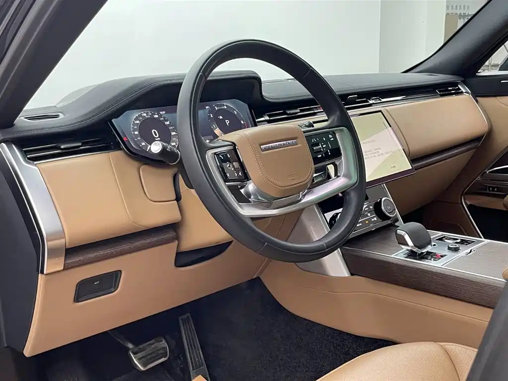 Land Rover Range Rover 2023 Facelift 3.0 L6 400PS Vogue LWB 2024 - thumbnail 16