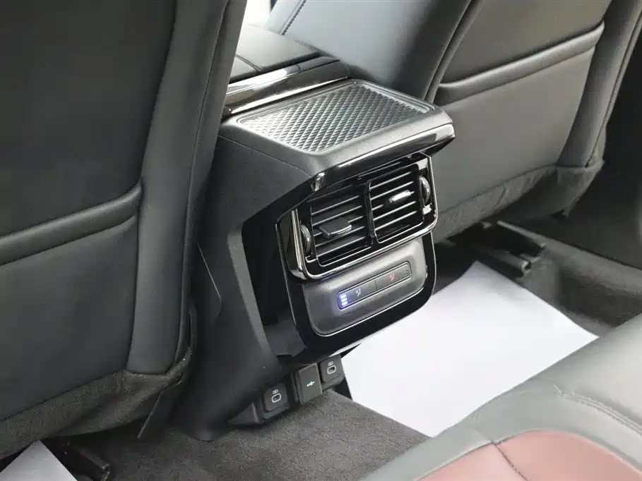 Land Rover Range Rover Evoque L 2024 SE 2025 - thumbnail 20