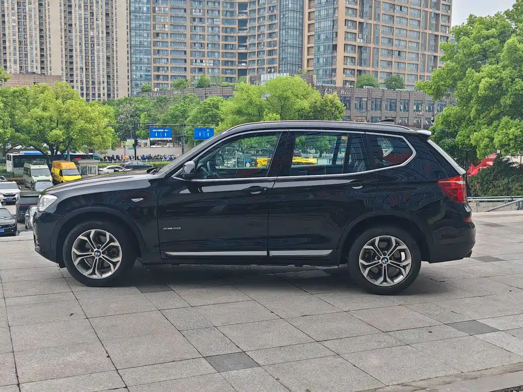 BMW BMW X3 2016 xDrive20i M Sport 2017 - thumbnail 2