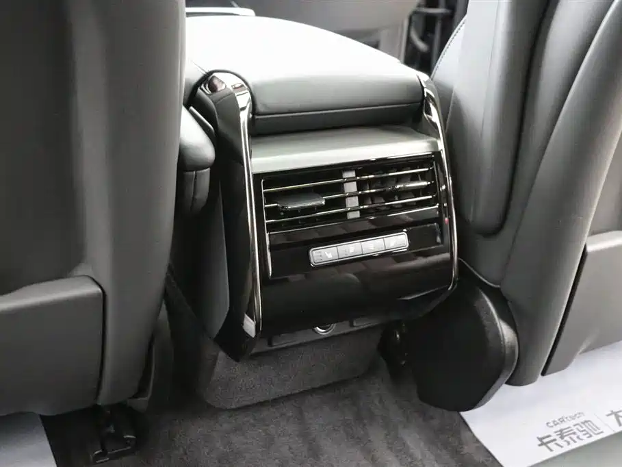 Land Rover Range Rover Sport 2024 400PS Dynamic SE 2024 - thumbnail 19