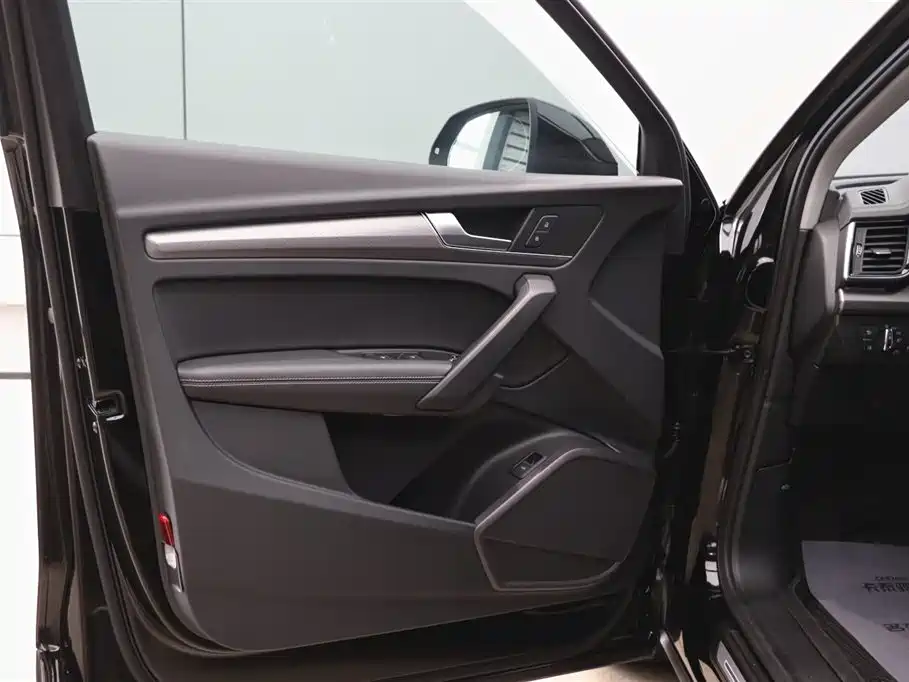 Audi Audi Q5L 2022 40T Luxury Dynamic Edition 2022 - thumbnail 7