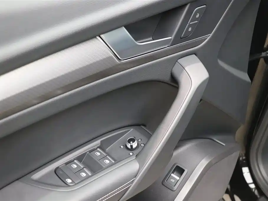 Audi Audi Q5L 2022 40T Luxury Dynamic Edition 2022 - thumbnail 8