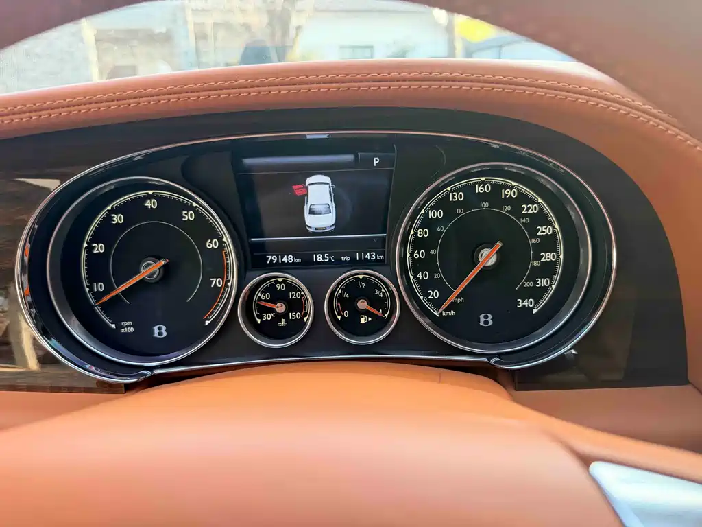 Bentley Bentley Flying Spur 2017 4.0T V8 Standard Edition 2017 - thumbnail 6