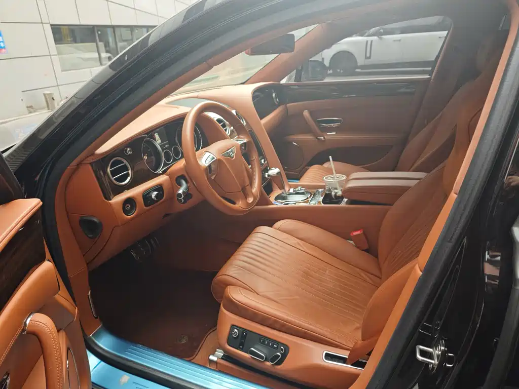 Bentley Bentley Flying Spur 2017 4.0T V8 Standard Edition 2017 - thumbnail 8
