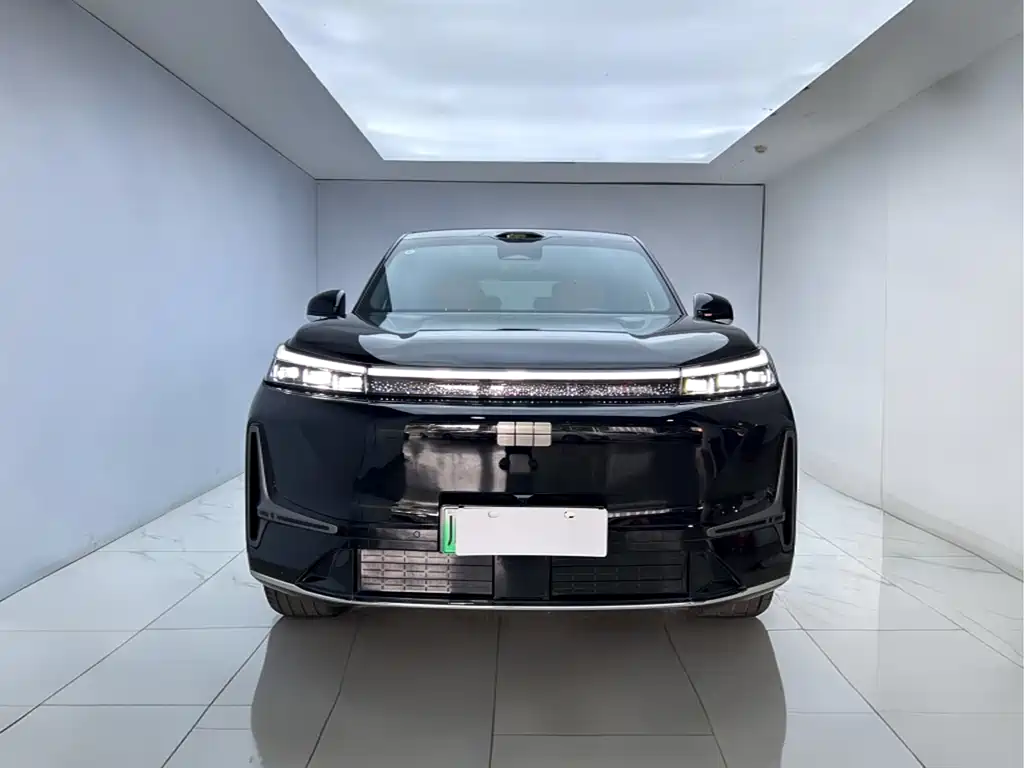 Geely Galaxy Galaxy M9 2025 210km AWD Navigator Edition 2025 - thumbnail 2