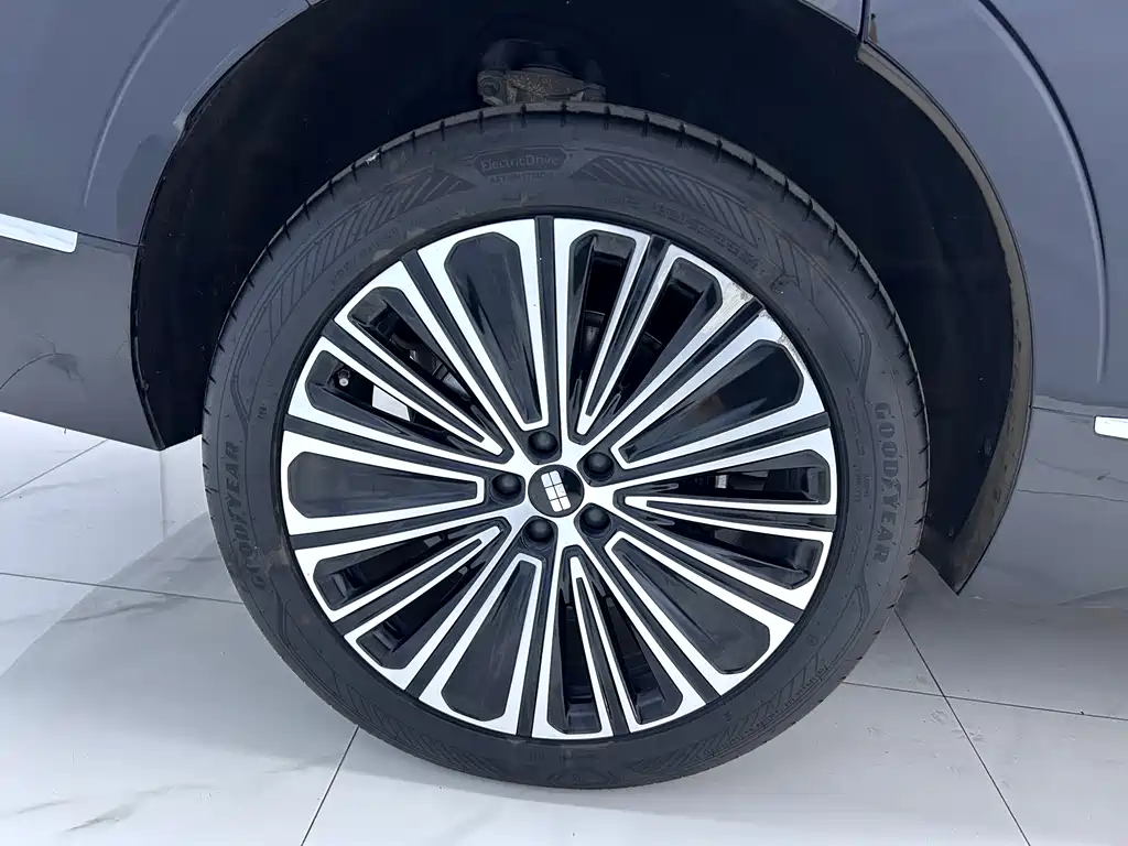 Geely Galaxy Galaxy M9 2025 210km AWD Navigator Edition 2025 - thumbnail 25