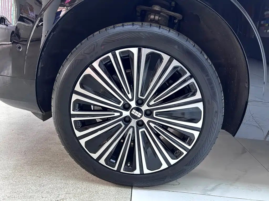 Geely Galaxy Galaxy M9 2025 210km AWD Navigator Edition 2025 - thumbnail 29