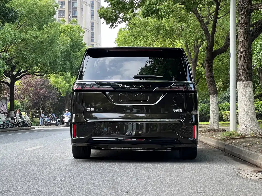 Voyah Voyah Dreamer 2025 PHEV AWD Flagship Kunpeng Edition 2024 - thumbnail 4