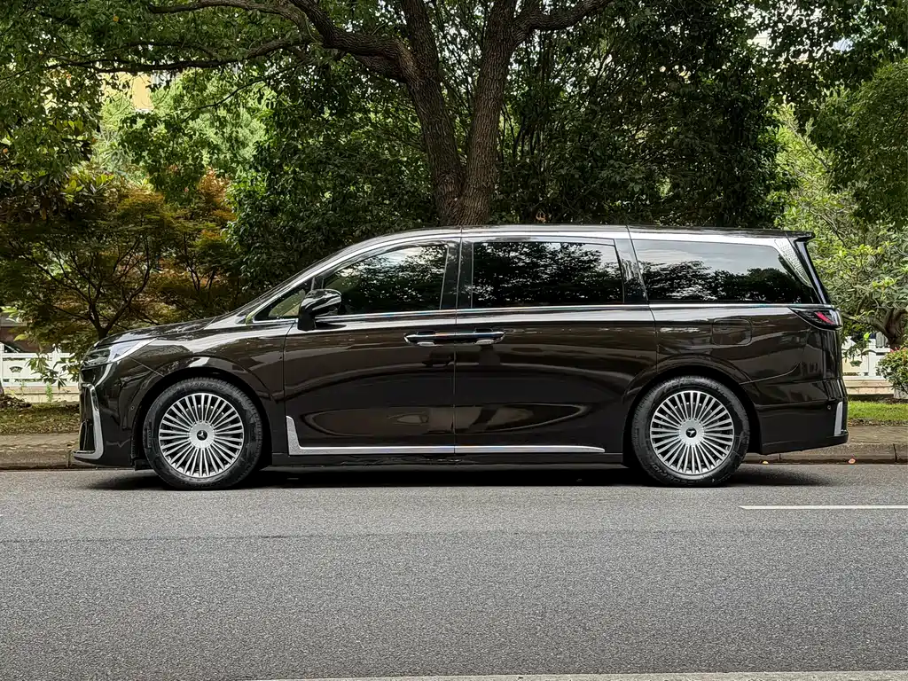 Voyah Voyah Dreamer 2025 PHEV AWD Flagship Kunpeng Edition 2024 - thumbnail 7