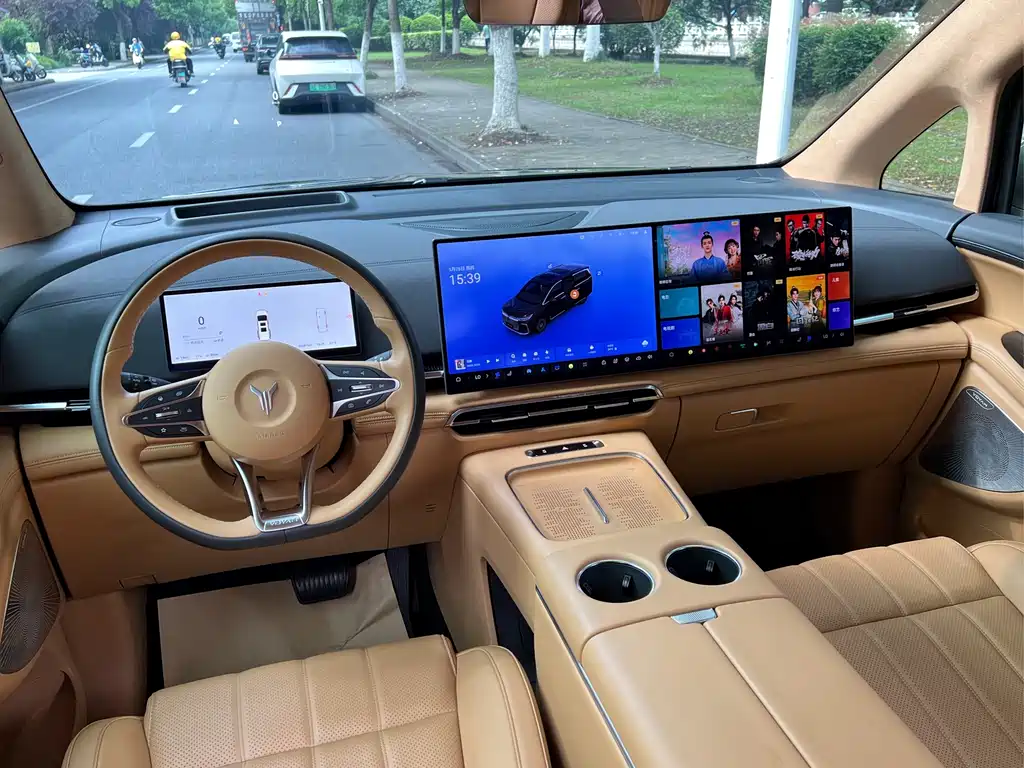 Voyah Voyah Dreamer 2025 PHEV AWD Flagship Kunpeng Edition 2024 - thumbnail 16