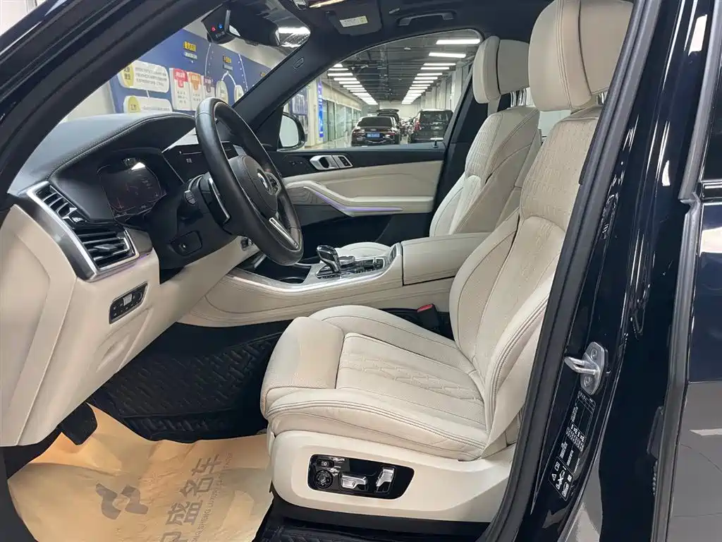 BMW 宝马X5(进口) 2019款 xDrive40i 尊享型 M运动套装 2020 - thumbnail 10