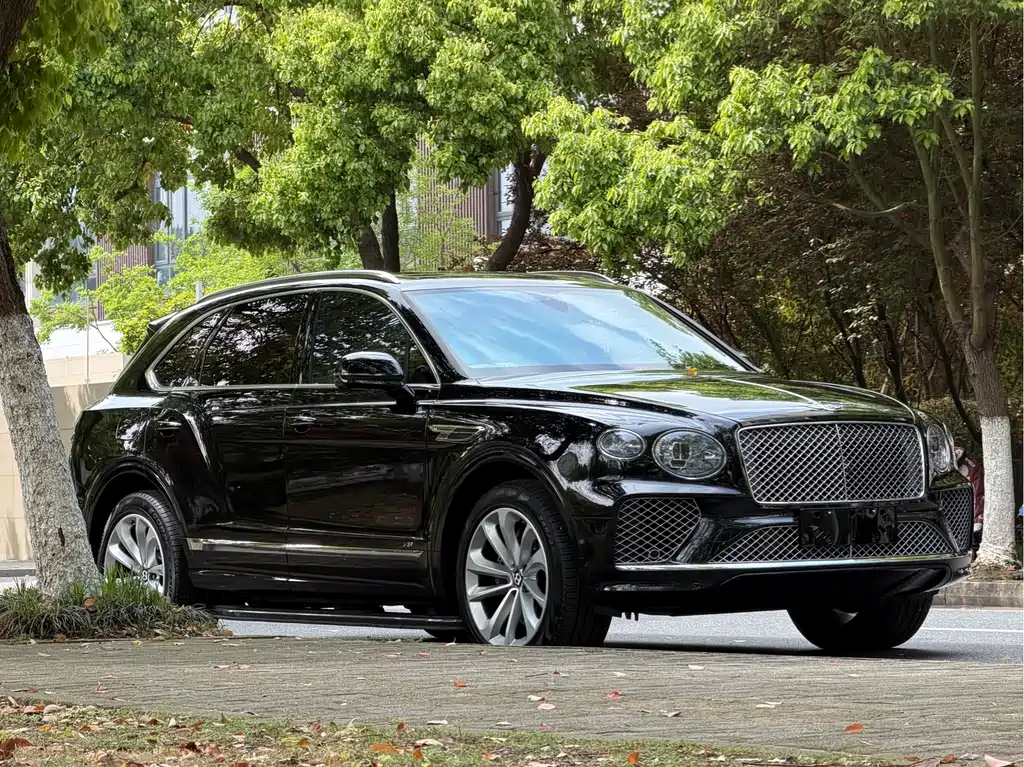 Bentley Bentayga 2022 4.0T V8 2023 - thumbnail 3
