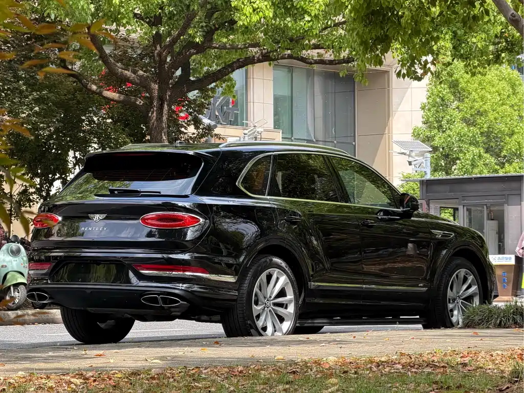 Bentley Bentayga 2022 4.0T V8 2023 - thumbnail 5