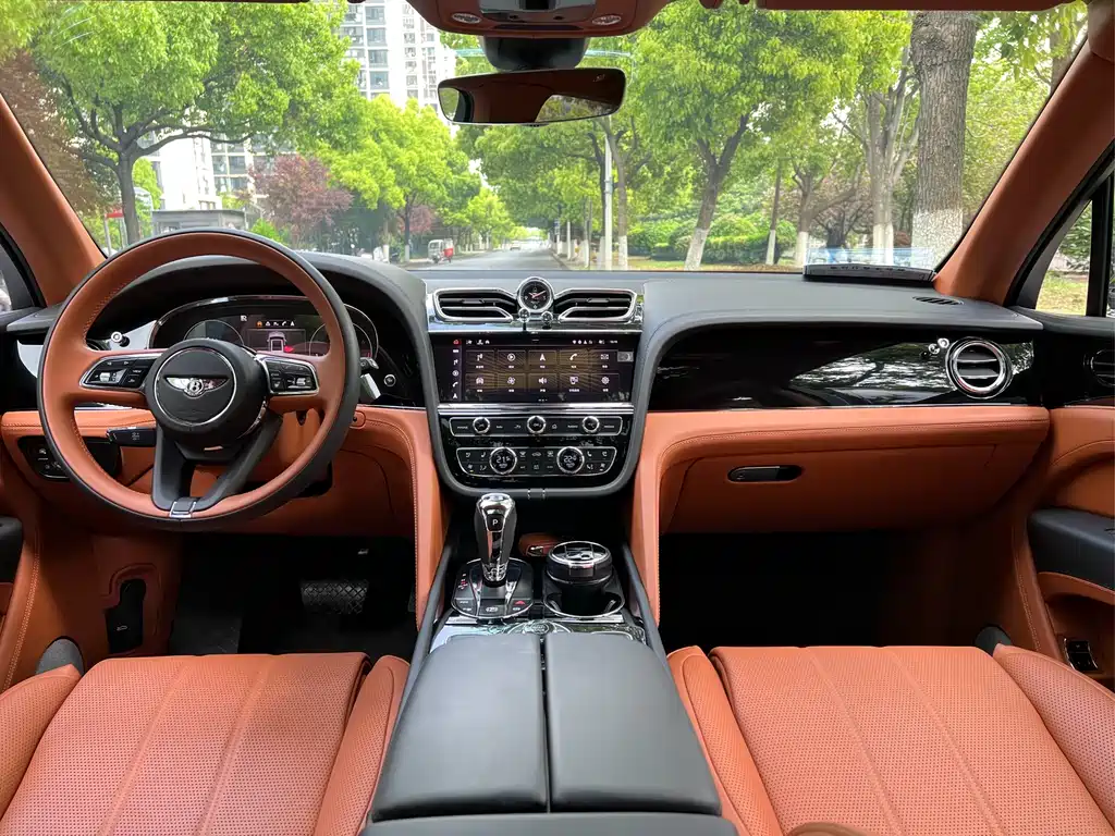 Bentley Bentayga 2022 4.0T V8 2023 - thumbnail 12