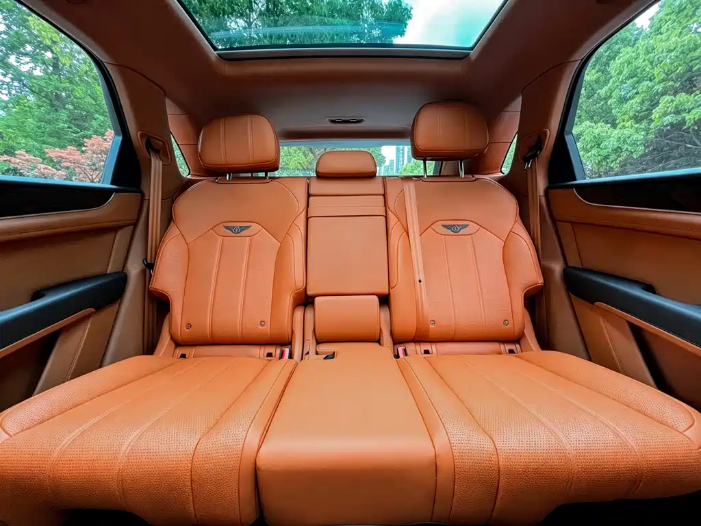 Bentley Bentayga 2022 4.0T V8 2023 - thumbnail 13