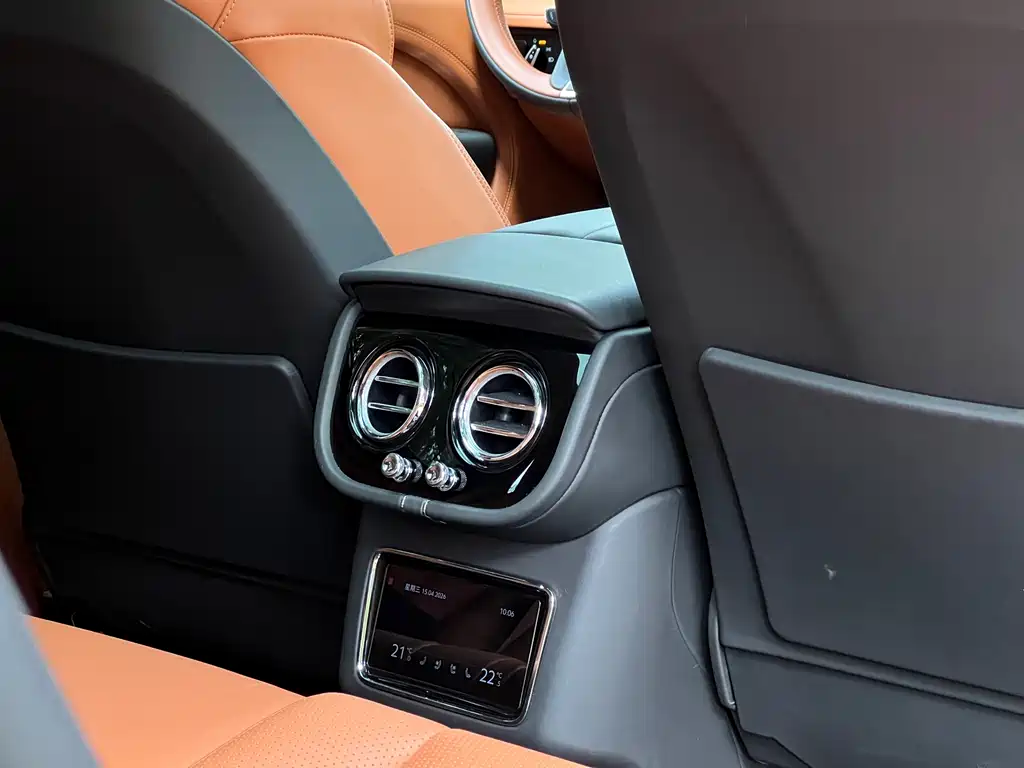 Bentley Bentayga 2022 4.0T V8 2023 - thumbnail 20