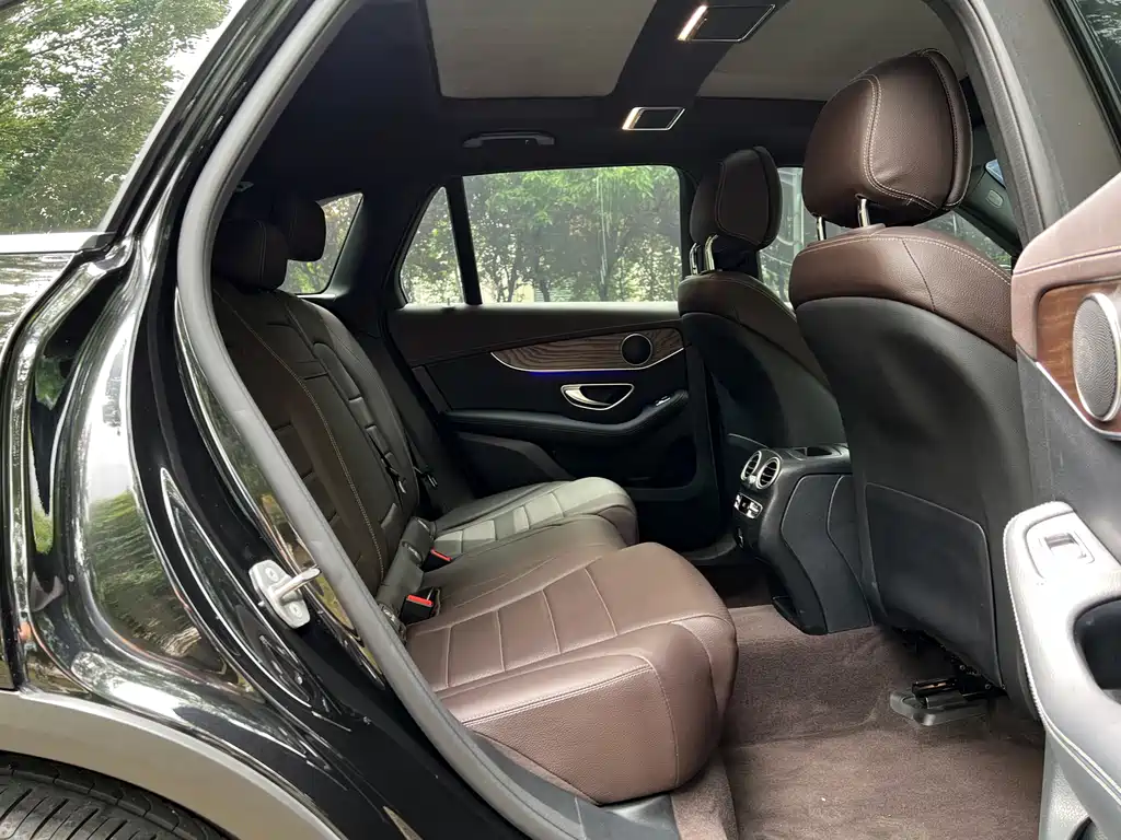 Mercedes-Benz Mercedes-Benz GLC 2022 GLC 260 L 4MATIC Luxury 2022 - thumbnail 13