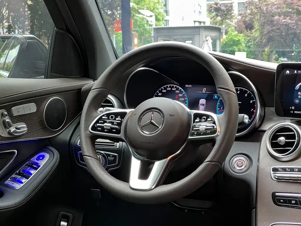 Mercedes-Benz Mercedes-Benz GLC 2022 GLC 260 L 4MATIC Luxury 2022 - thumbnail 16