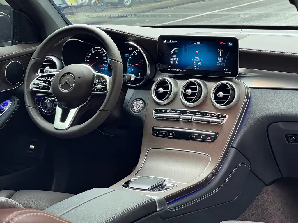 Mercedes-Benz Mercedes-Benz GLC 2022 GLC 260 L 4MATIC Luxury 2022 - thumbnail 19