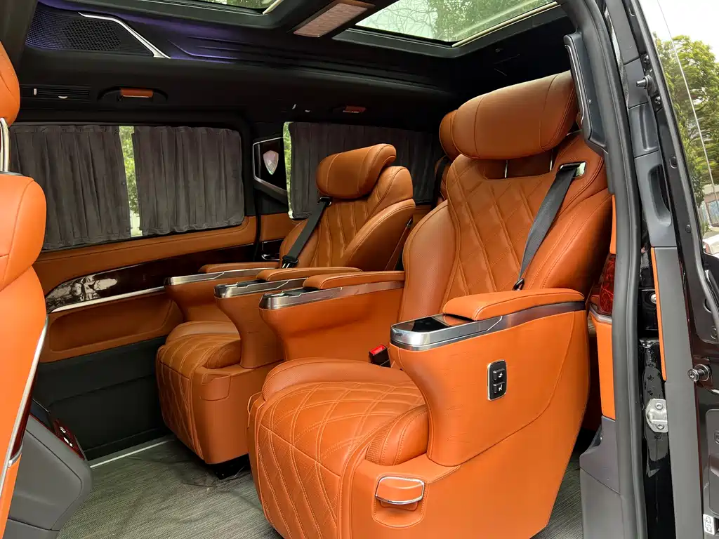 Mercedes-Benz Mercedes-Benz V-Class 2022 V 260 L Long Wheelbase Luxury Edition 2024 - thumbnail 8