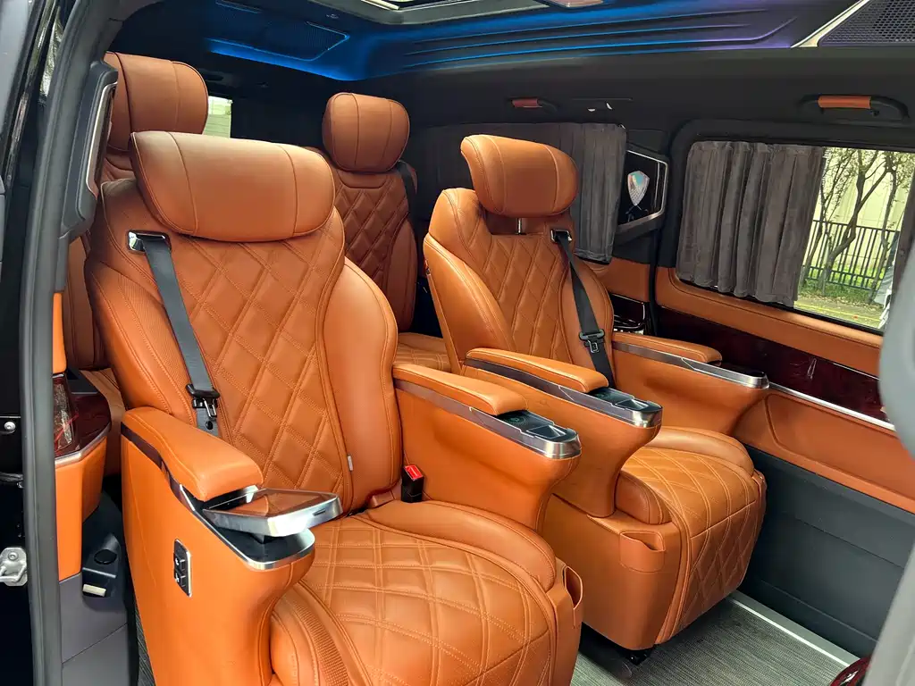 Mercedes-Benz Mercedes-Benz V-Class 2022 V 260 L Long Wheelbase Luxury Edition 2024 - thumbnail 19