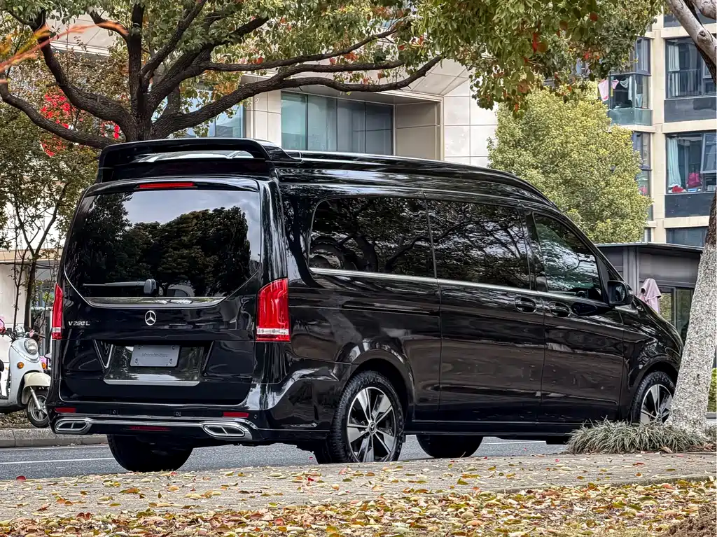 Mercedes-Benz Mercedes-Benz V-Class 2022 V 260 L Long Wheelbase Luxury Edition 2024 - thumbnail 25