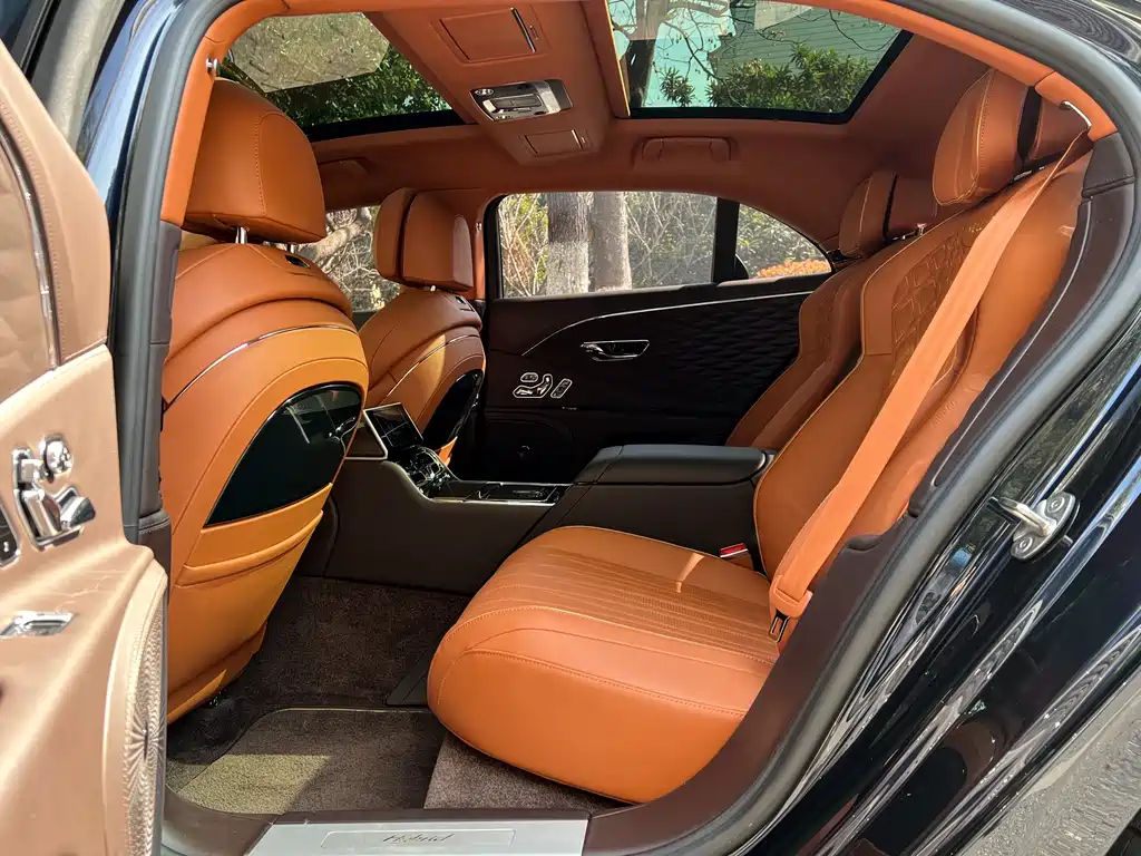 Bentley Bentley Flying Spur Plug-in Hybrid 2022 2.9T V6 Hybrid Mulliner 2022 - thumbnail 7