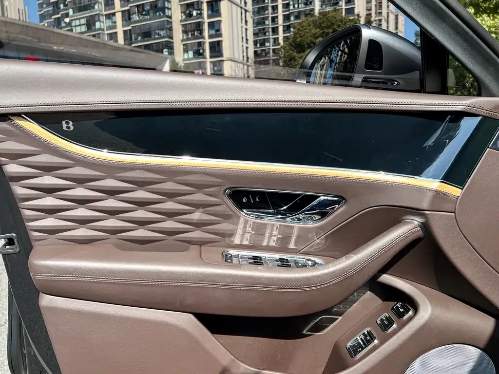 Bentley Bentley Flying Spur Plug-in Hybrid 2022 2.9T V6 Hybrid Mulliner 2022 - thumbnail 10