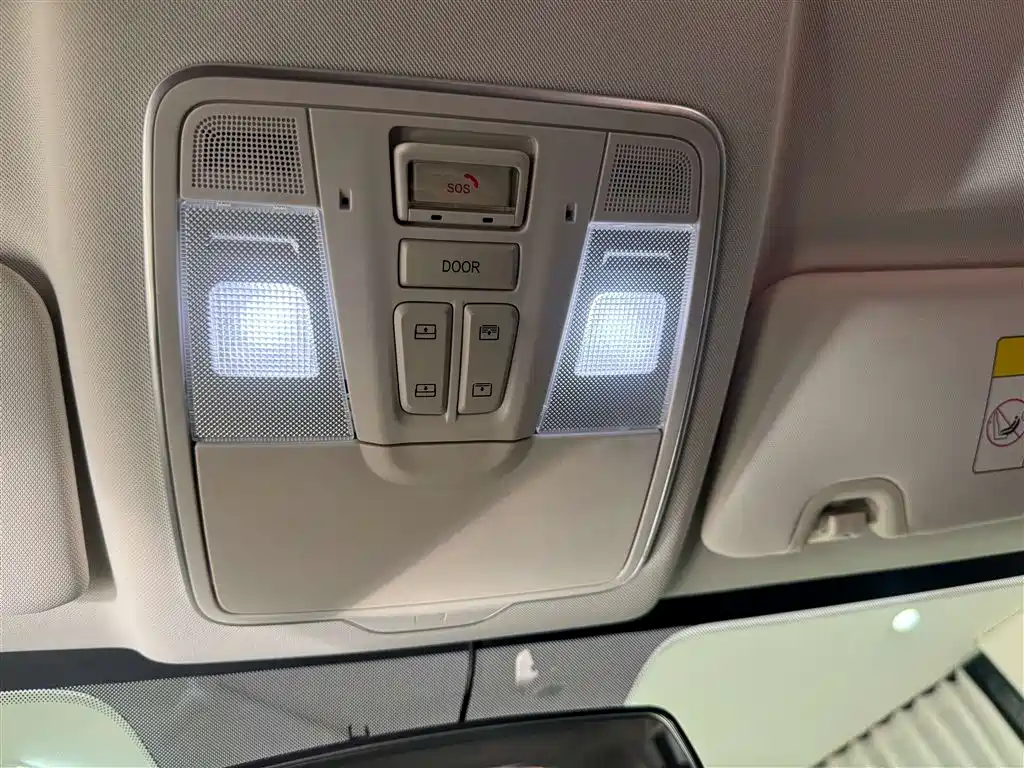 Changan Oshan Changan Oshan X5 2021 1.5T DCT Prestige 2021 - thumbnail 11