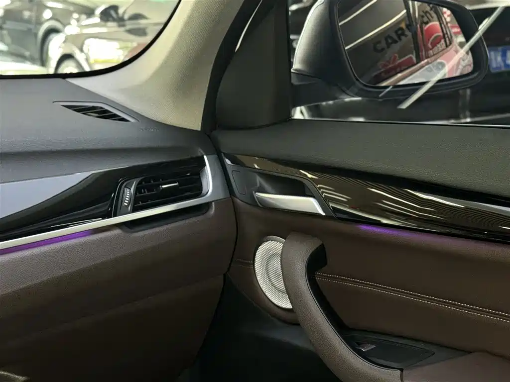 BMW BMW X1 2022 sDrive25Li Leading Edition 2023 - thumbnail 28